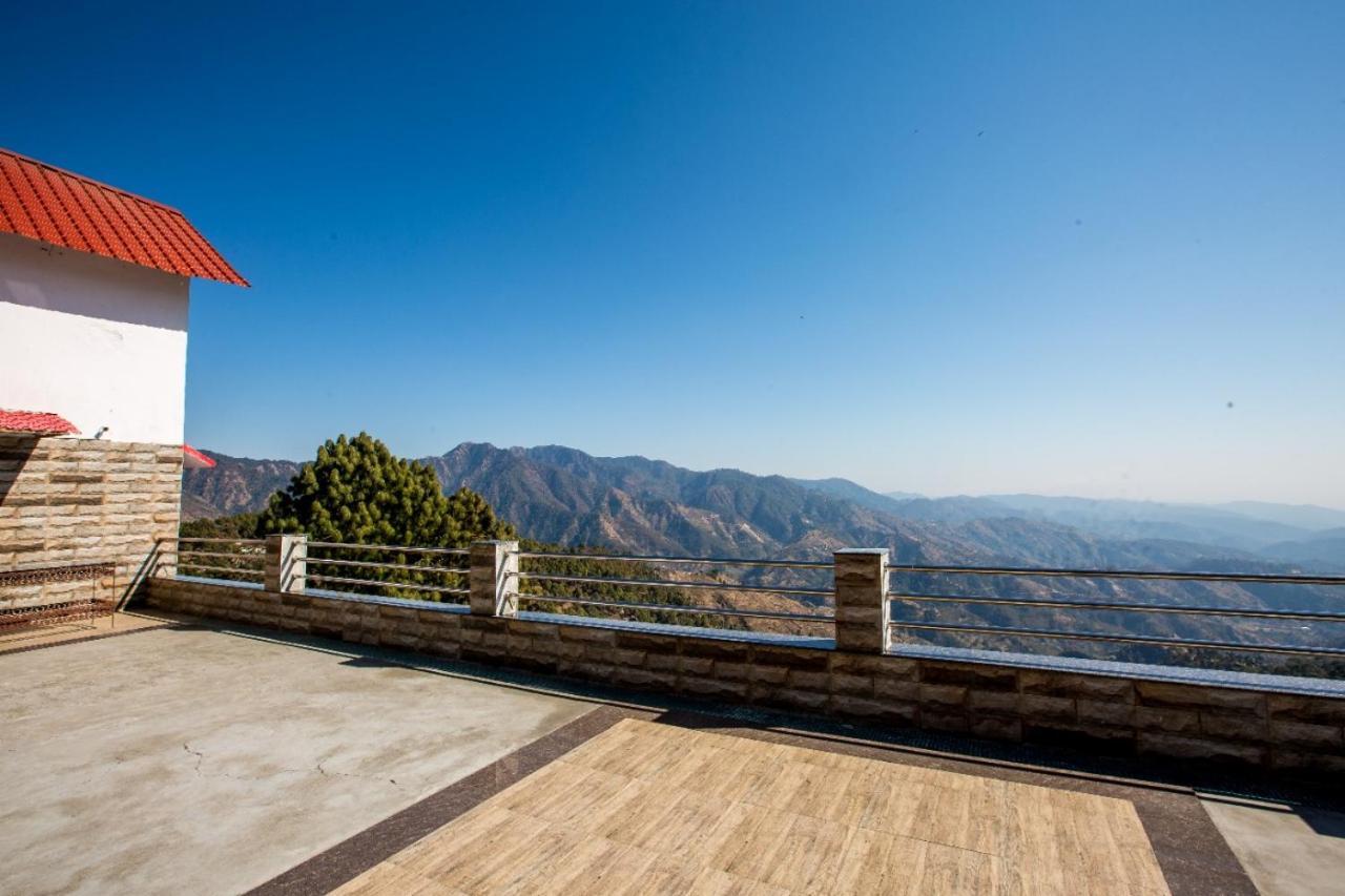 The Alpine Resort Лансдаун Екстер'єр фото